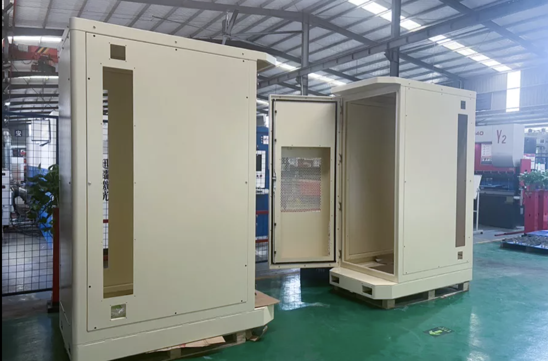 Enclosure Assembly Встреча в корпусе